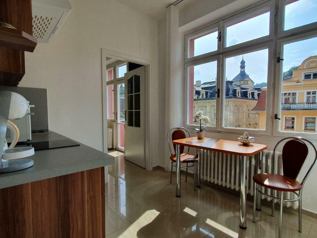 Madonna Apartment *